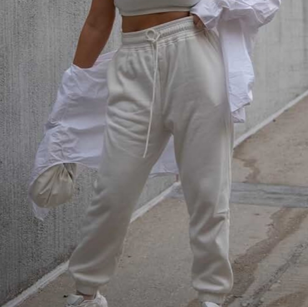 Two high-waist jogger